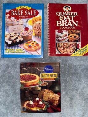 Pillsbury Healthy Baking Cookbook - Quaker Oat Bran - Easy Bake Sale - Cookbooks